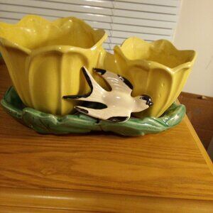 1949 McCoy Pottery Yellow Double Tulip/Bird Planter Pot EUC